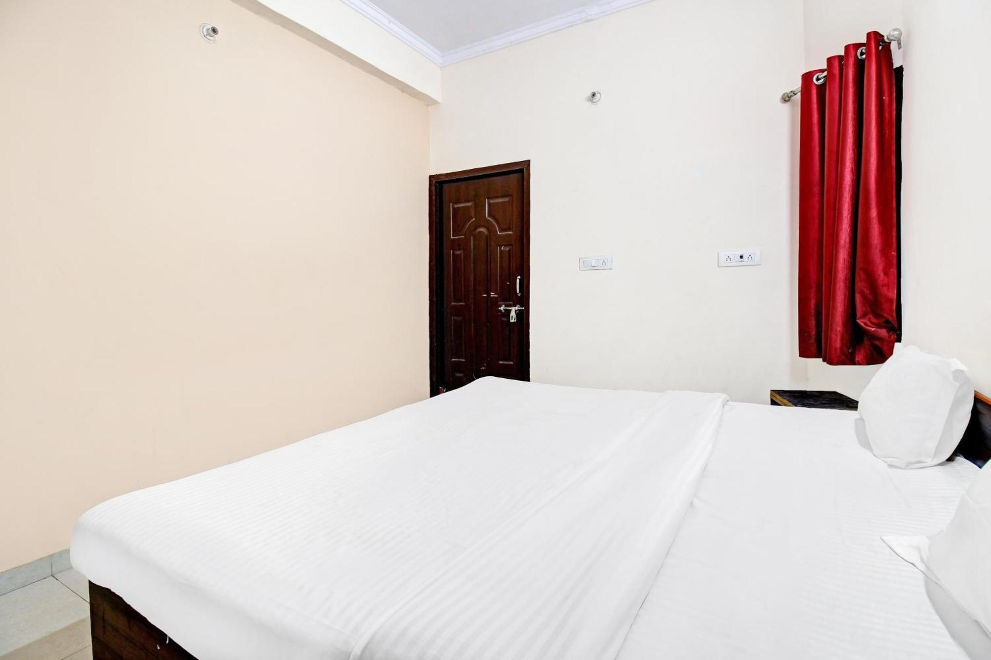 Hotel O Jr Hotel ラクナウ エクステリア 写真