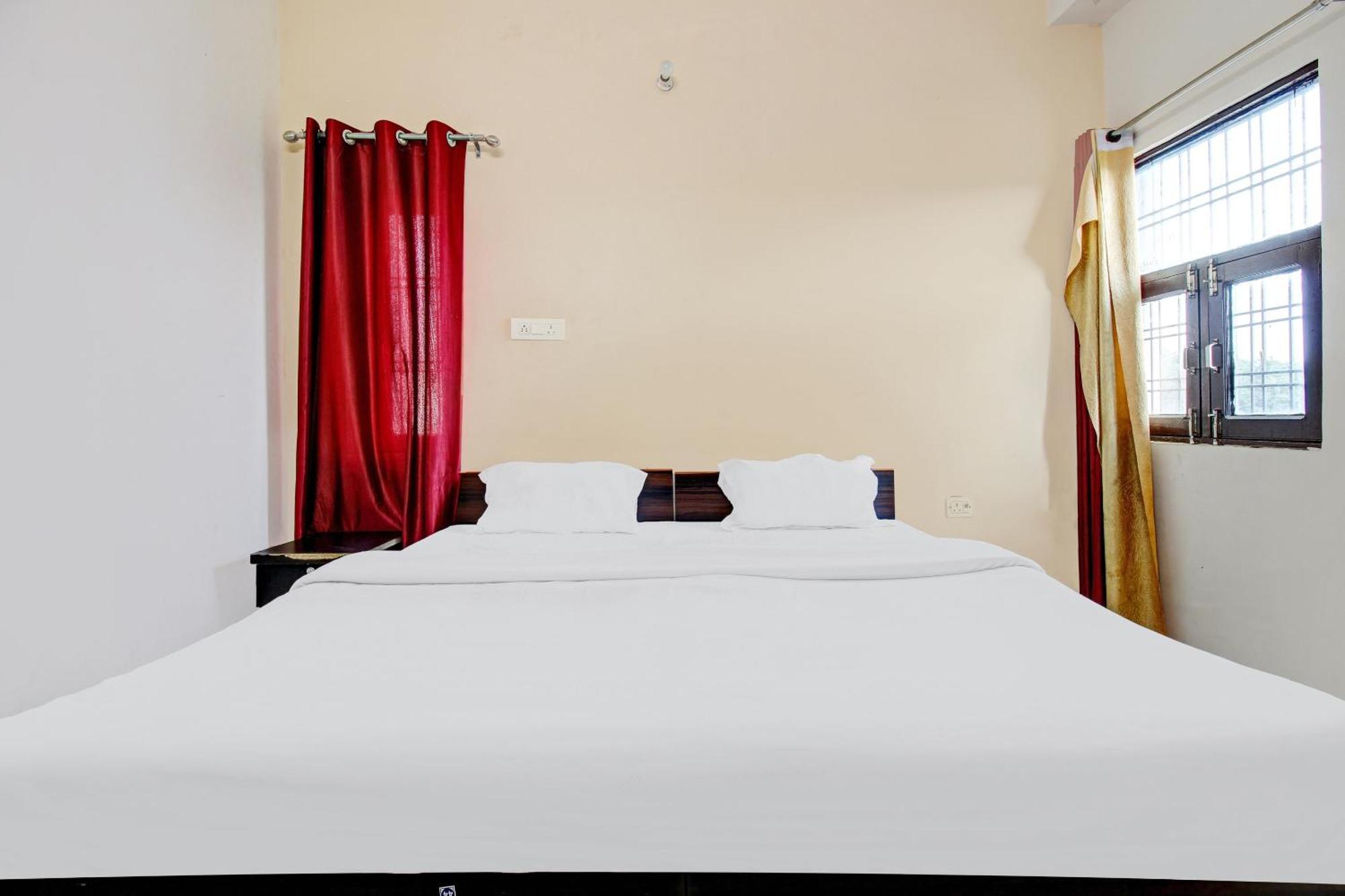 Hotel O Jr Hotel ラクナウ エクステリア 写真