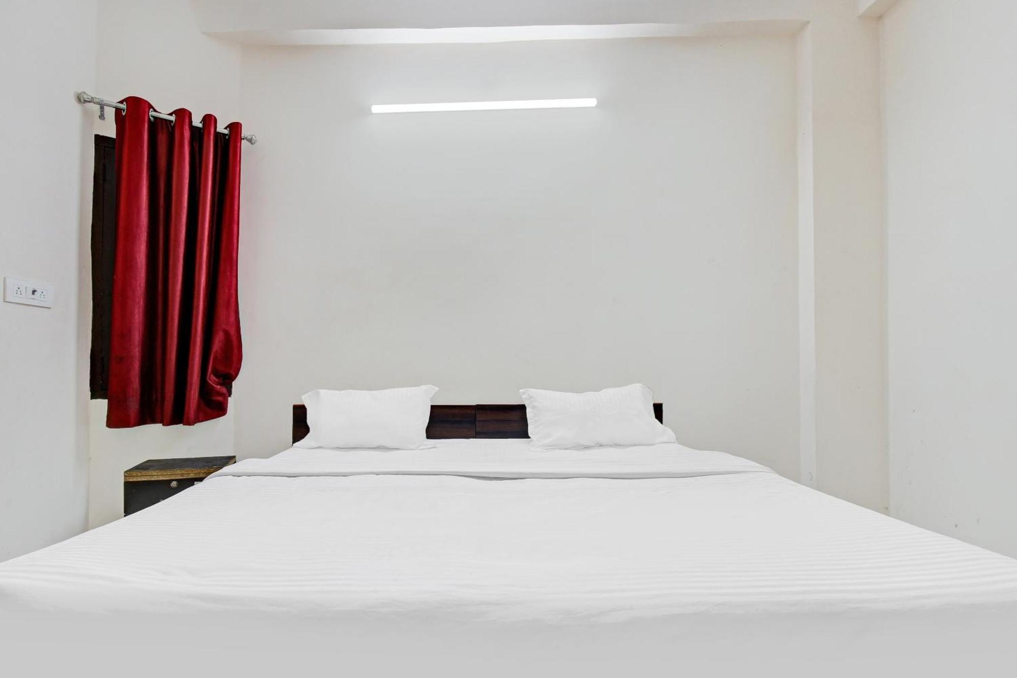 Hotel O Jr Hotel ラクナウ エクステリア 写真